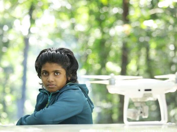 Ashiq-Jinu-Varapuzha-look-2