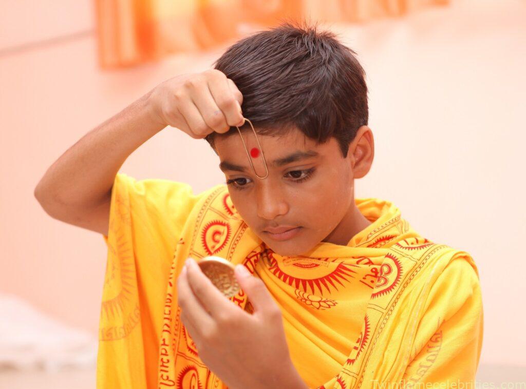 Join the dance of love, be Krishna for a day!