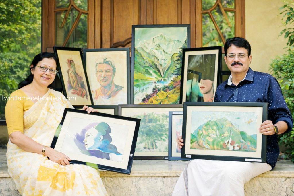 Parents of Arjun K. Das with his paintings