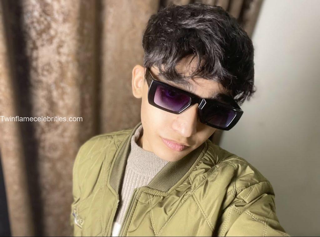 Teen art prodigy11