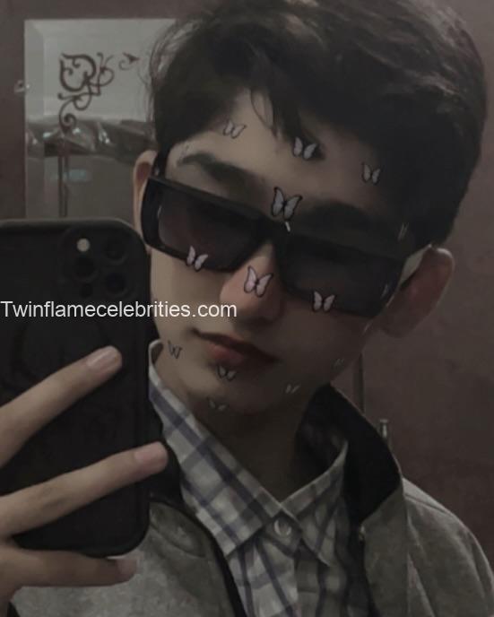 Teen art prodigy889